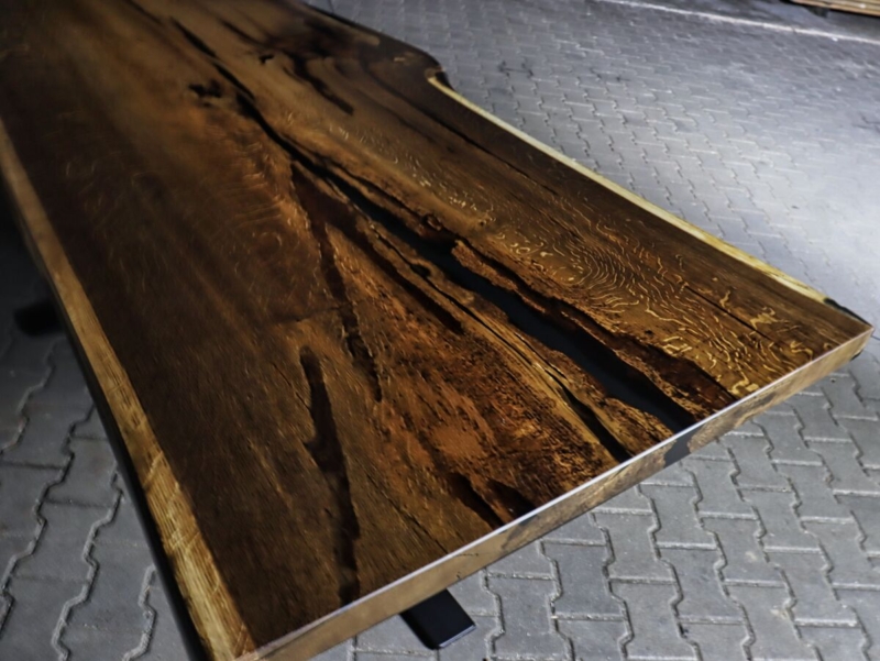 Eiche Baumscheibentisch Epoxidharz schwarz transparent geräuchert 3,10 x 1,25m 3
