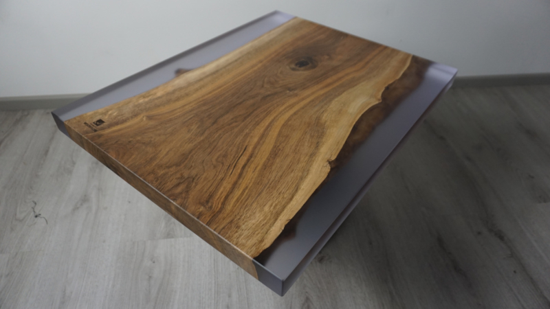 Nussbaum Epoxid Beistelltisch glasklar – Bild 6