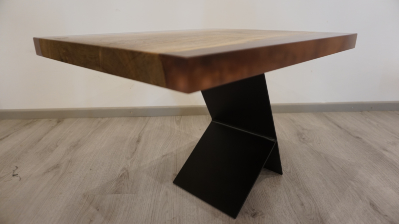 Nussbaum Epoxid Beistelltisch glasklar – Bild 5