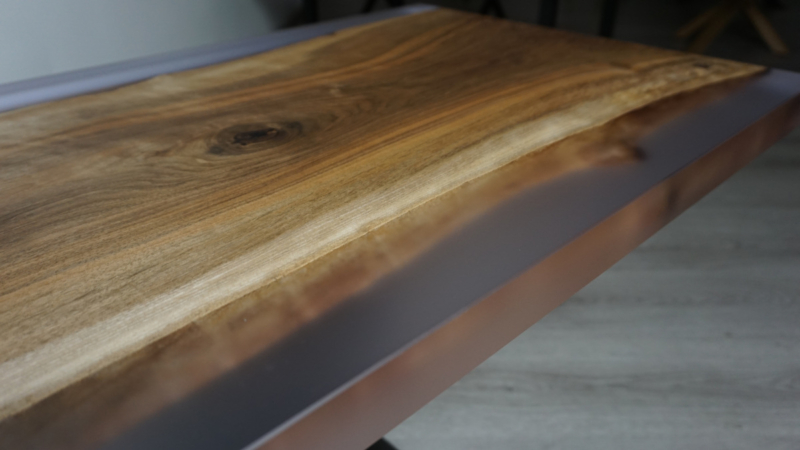 Nussbaum Epoxid Beistelltisch glasklar – Bild 3